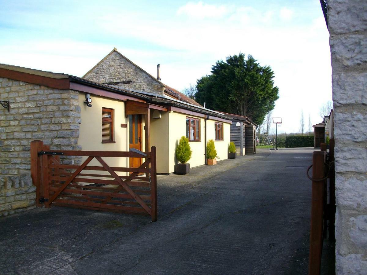The Barton Annexe Villa Somerton  Kültér fotó